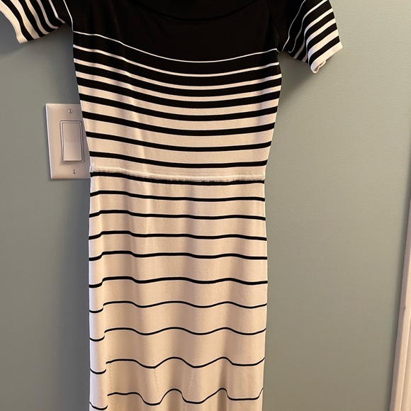 BCBG small Black White Cocktail dress - Picture 3 of 3